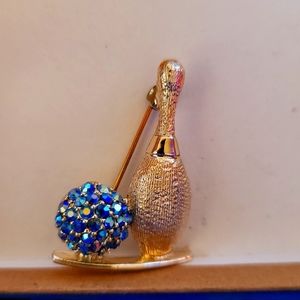 Dodds Signed Vintage Bowling Brooch
